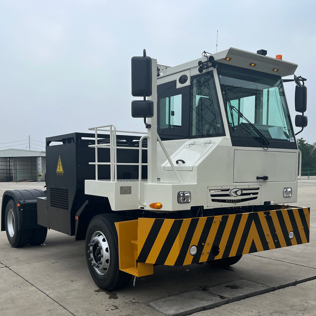 Brand New Powerful CAMC Electric/EV Terminal Truck for Sale Electric Truck