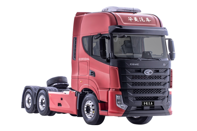 Cargo Flexible Diesel Engine Tractor Truck