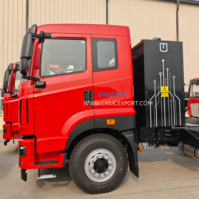 X7E Red Flat-Roof 6x4 Left-Hand Drive Electric Tractor Unit