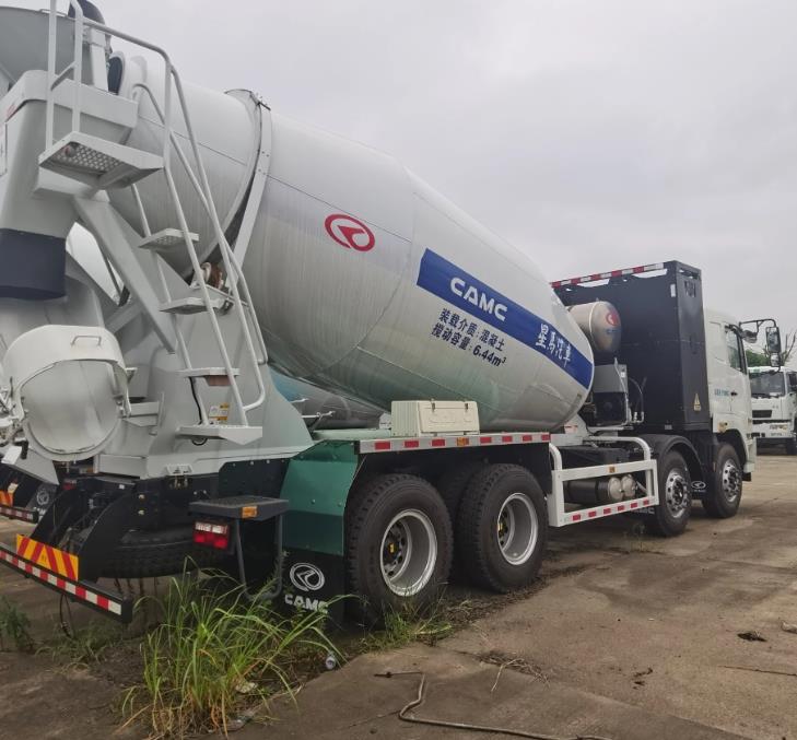 9 Cubic Meters Concrete Mixer Truck For Rural Bridges